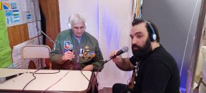 FM Educativa realizó una transmisión en vivo en la Muestra Anual de las EPJA