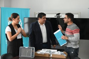 Salud entregó aparatología al hospital de Piedra Buena