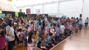 Velázquez: “Estamos para acompañar, abrazar y enseñar a los estudiantes que la vida siempre vale la pena”