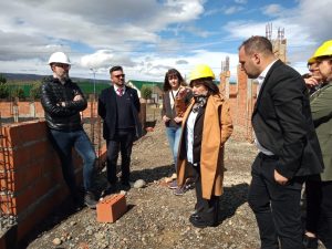 Visitaron la obra de la Escuela Industrial en Procesos Energéticos de 28 de Noviembre