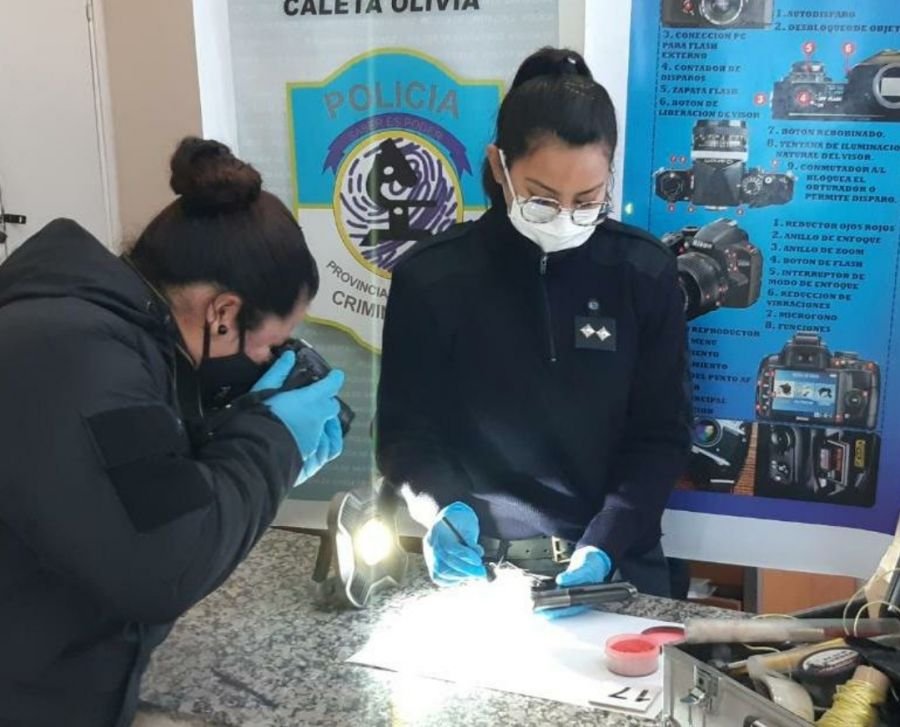 Santa Cruz cuenta con una nueva licenciada en Criminalística en la Policía