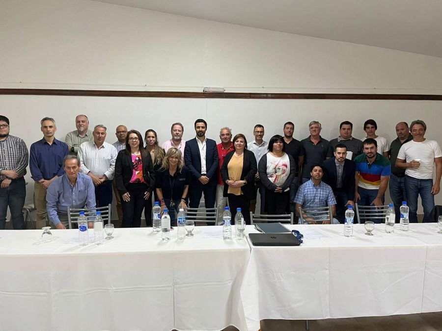 Sigue creciendo la contratación de pymes locales por parte de las empresas mineras que operan en Santa Cruz