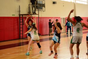 Juegos EPADE: Santa Cruz se consagró campeón de atletismo masculino