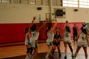Juegos EPADE: Santa Cruz se consagró campeón de atletismo masculino
