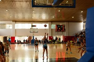 Juegos EPADE: Santa Cruz se consagró campeón de atletismo masculino