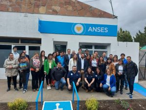 El municipio de Perito Moreno se suma al Programa "Santa Cruz Abraza"