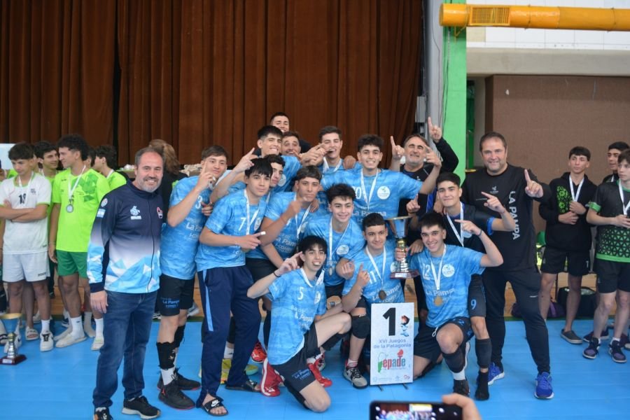 Santa Cruz es subcampeón en fútbol femenino y básquet masculino en los EPADE
