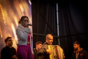 Amplificar cerró a todo ritmo en el escenario de Isla Pavón en Piedra Buena