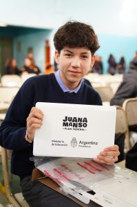 Entregaron Notebooks, Certificados de Formación y Materiales Didácticos en Río Turbio