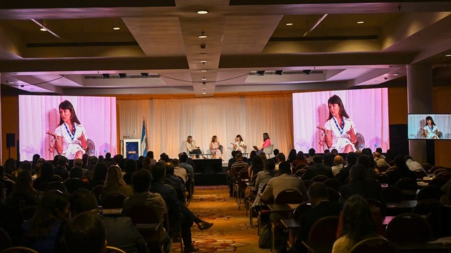 Santa Cruz presente en el Seminario de la Minería Argentina "Oro, Plata y Cobre 2022"