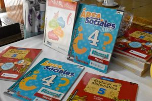 Entregaron materiales didácticos a instituciones educativas de Piedra Buena
