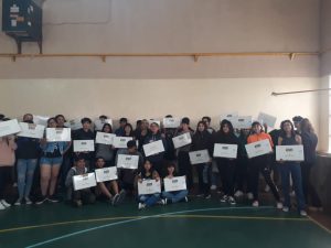 El Gobierno Provincial entregó más de 100 computadoras a estudiantes de Gobernador Gregores
