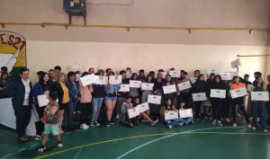 El Gobierno Provincial entregó más de 100 computadoras a estudiantes de Gobernador Gregores
