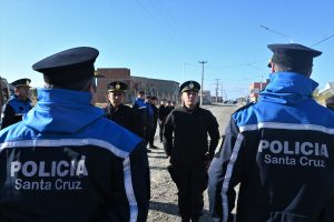 Reconocieron a efectivos que les salvaron la vida a seis personas