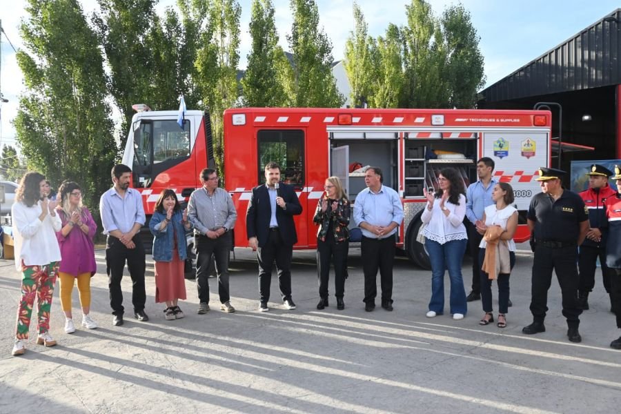 Pratti: "La Autobomba para El Calafate es parte de un plan estratégico de inversión"