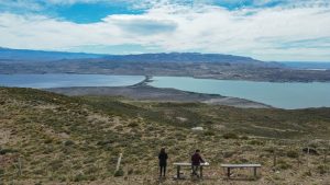 Lago Posadas: un oasis natural de ensueño por descubrir