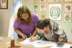 Se entregó maquinaria e insumos a emprendedorxs de Río Gallegos