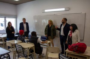 Autoridades recorrieron escuelas de Educación Técnica Profesional
