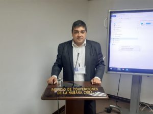 Santa Cruz avanza en salud, deporte y educación junto al gobierno de Cuba