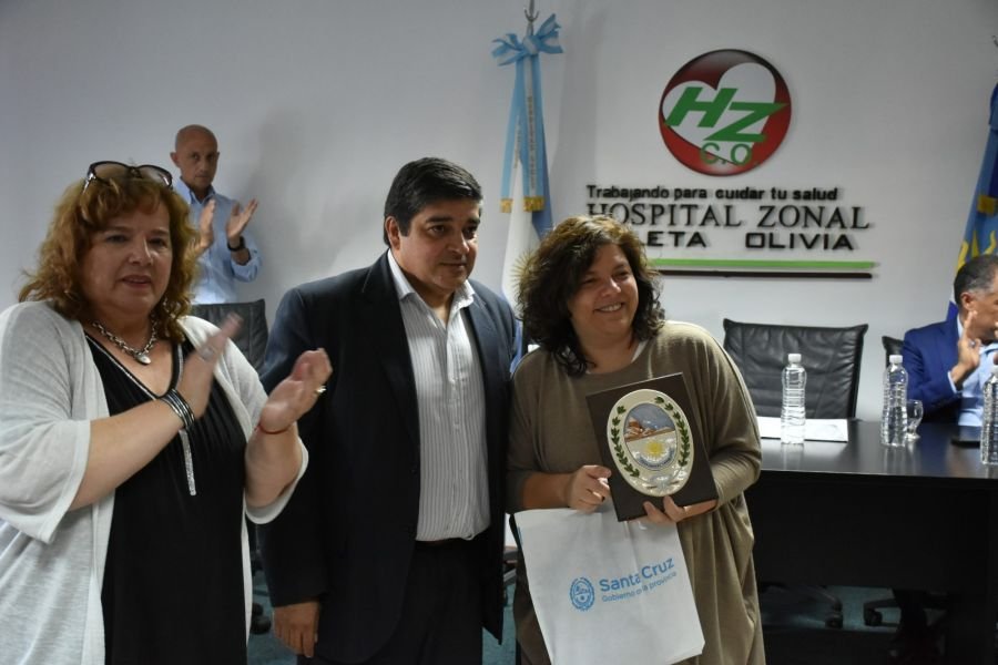 Realizaron reconocimiento al personal de salud en Caleta Olivia