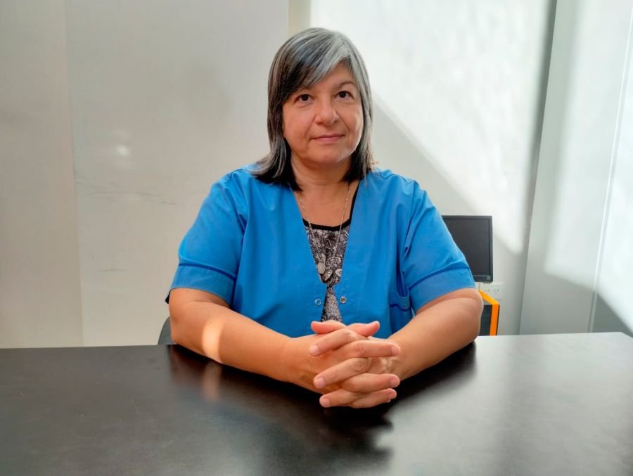 La Caja de Servicios Sociales recomendó reducir y supervisar el uso de pantallas en infancias