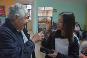 Programa Mirarnos: Se entregaron anteojos a titulares de derecho de Puerto Deseado