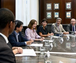 Santa Cruz adhirió a la iniciativa mundial sobre las industrias extractivas