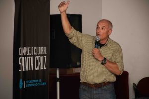 Se realizó una conferencia sobre paleontología en el Complejo Cultural