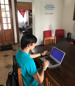 La Casa de las Juventudes acompaña y asesora a estudiantes santacruceñxs