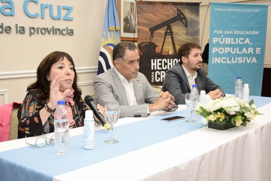 Velázquez: “Santa Cruz tiene que construir su alma colectiva y solidaria”