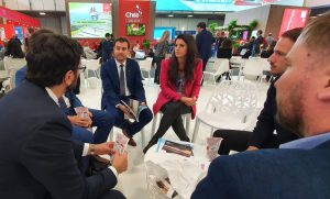 Santa Cruz promociona sus destinos en la Feria Internacional de Berlín