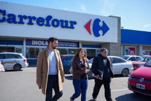 El Gobierno busca conocer las causas del desabastecimiento en las góndolas de Santa Cruz