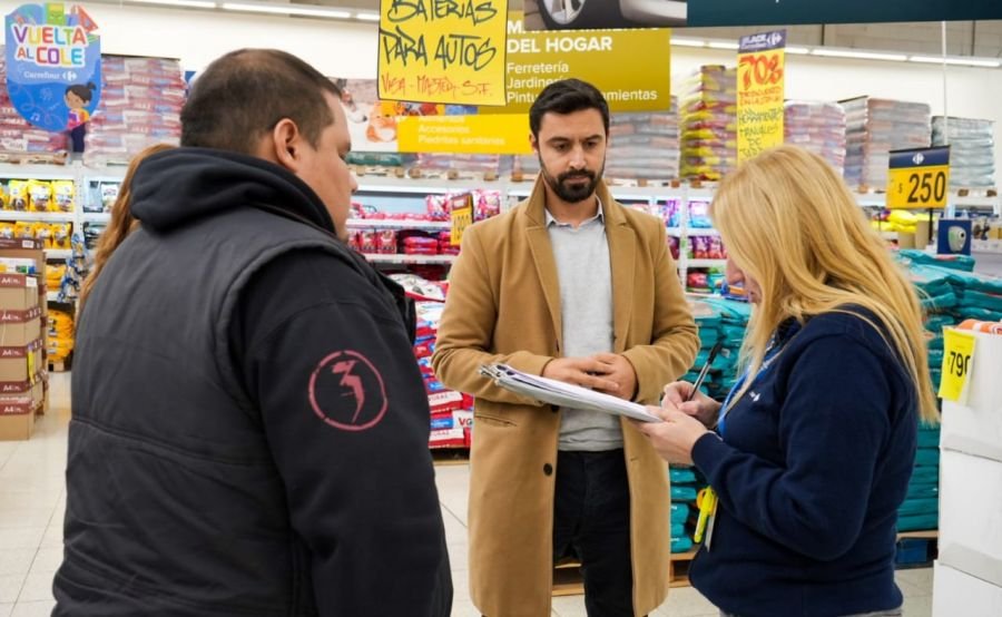 El Gobierno busca conocer las causas del desabastecimiento en las góndolas de Santa Cruz