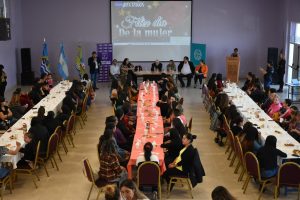Salud participó del "Encuentro Entre Mujeres" por el 8M en Piedra Buena