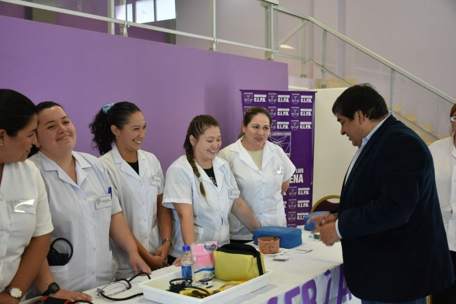 Salud participó del "Encuentro Entre Mujeres" por el 8M en Piedra Buena