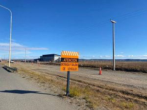 Río Gallegos: Avanzan los trabajos para mejorar el acceso vehicular en la Escuela Industrial Nº 6