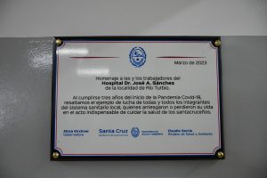 Salud realizó un reconocimiento a la comunidad de Río Turbio al cumplirse tres años de pandemia