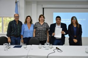 Salud realizó una jornada de capacitación en el Hospital de Río Gallegos tras la entrega de un nuevo resonador
