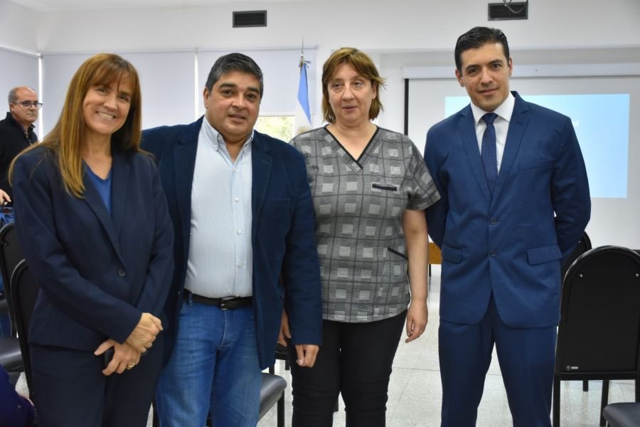 Salud realizó una jornada de capacitación en el Hospital de Río Gallegos tras la entrega de un nuevo resonador