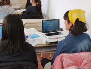 Educación realizó entrega de notebooks en el Polivalente de Arte