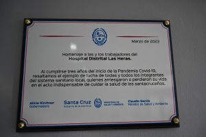 Se presentó un mural artístico y una placa en honor a la comunidad de Las Heras