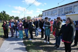 Se presentó un mural artístico y una placa en honor a la comunidad de Las Heras