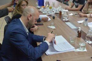 Se firmaron convenios sobre niñez y adolescencia con municipios