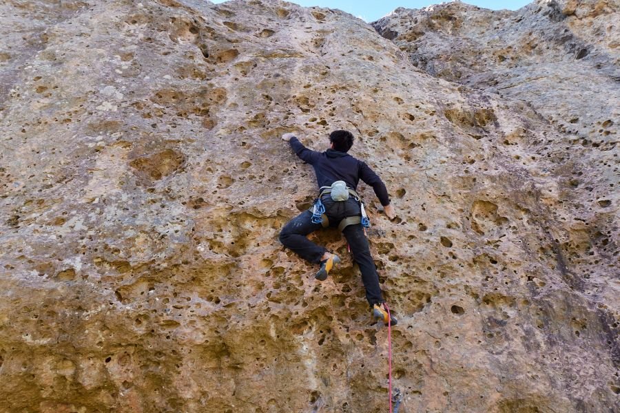 Puerto Deseado: Un paraíso espiritual y deportivo donde la naturaleza lo brinda todo