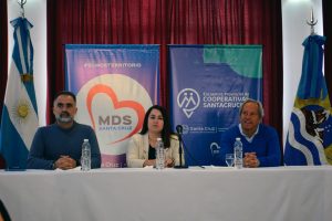 Referentes de toda la provincia estuvieron presentes en el 1° Encuentro Provincial de Cooperativas