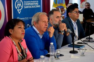 Referentes de toda la provincia estuvieron presentes en el 1° Encuentro Provincial de Cooperativas