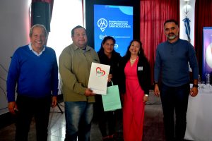 Referentes de toda la provincia estuvieron presentes en el 1° Encuentro Provincial de Cooperativas