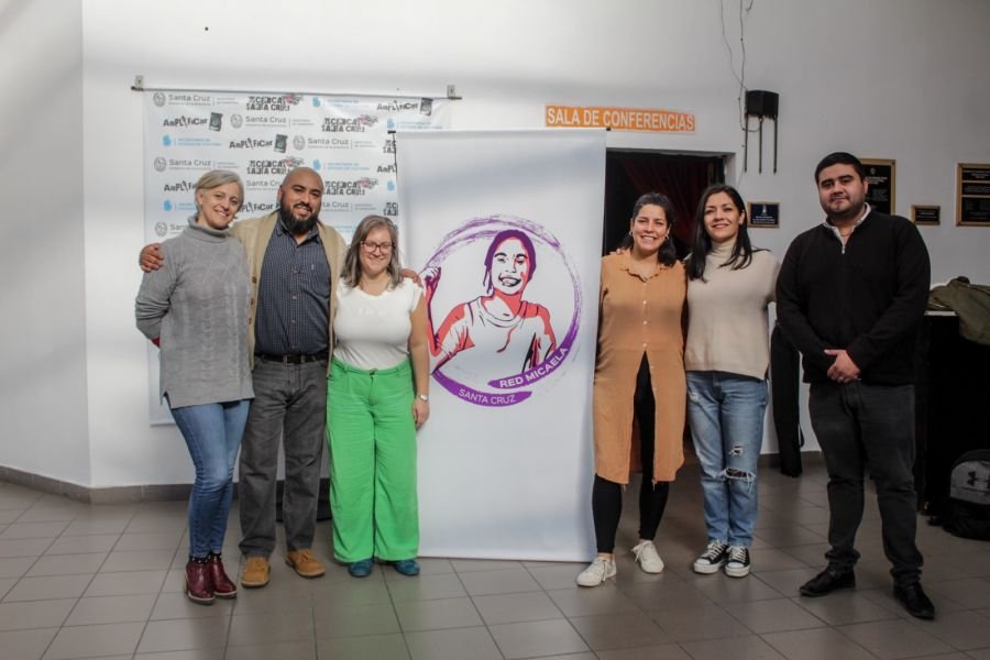 Se continúa capacitando a distintos organismos públicos en el marco de la Ley Micaela