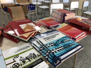 Se concretó la entrega de libros y presentaron una nueva tecnicatura en la Escuela Industrial Nº11