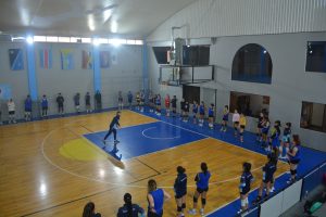Seleccionados santacruceños de vóley se preparan para las competencias regionales y binacionales